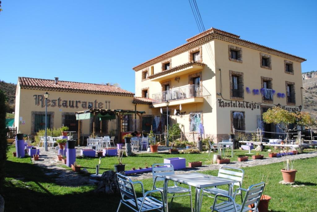Hostal Del Tajo Peralejos de las Truchas Bagian luar foto